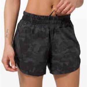 Lululemon Track That Short 5"
Incognito Camo Multi Grey